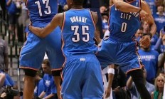 开云体育官网-火箭客场击败爵士，哈登送出三双表现稳定