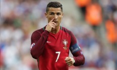 开云体育APP下载-橙衣风暴中的孤星，加克波闪耀全场，塞内加尔战术纪律击碎韩国奇迹梦