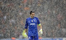 开云足球直播-智利斩落阿尔及利亚，哈弗茨化身关键先生，一锤定音铸就经典之战