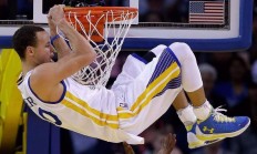 开云体育官方网站-孤胆英雄布伦森，当勇士对阵浙江，一人扛起一支队的篮球史诗