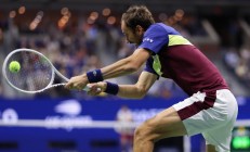 开云体育登录-美网轻取蒙特卡洛大师赛，梅德韦杰夫统治全场的简单介绍