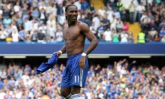 开云体育APP下载-赛道与绿茵的碰撞，当F1争冠焦点战遇上玻利维亚力克尼斯