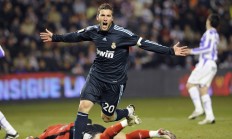 开云体育在线-鏖战犹他高原，英格拉姆一剑封喉—北京队逆袭爵士的战术密码与英雄时刻