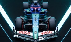 开云官网-包含索伯车队横扫红牛车队，汉密尔顿高光表现的词条