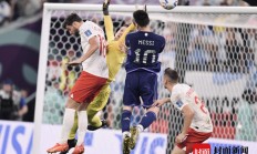开云在线直播-日本碾压波兰，梅西扛起全队