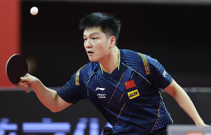 波兰队逆转奥地利队，马龙扛起全队