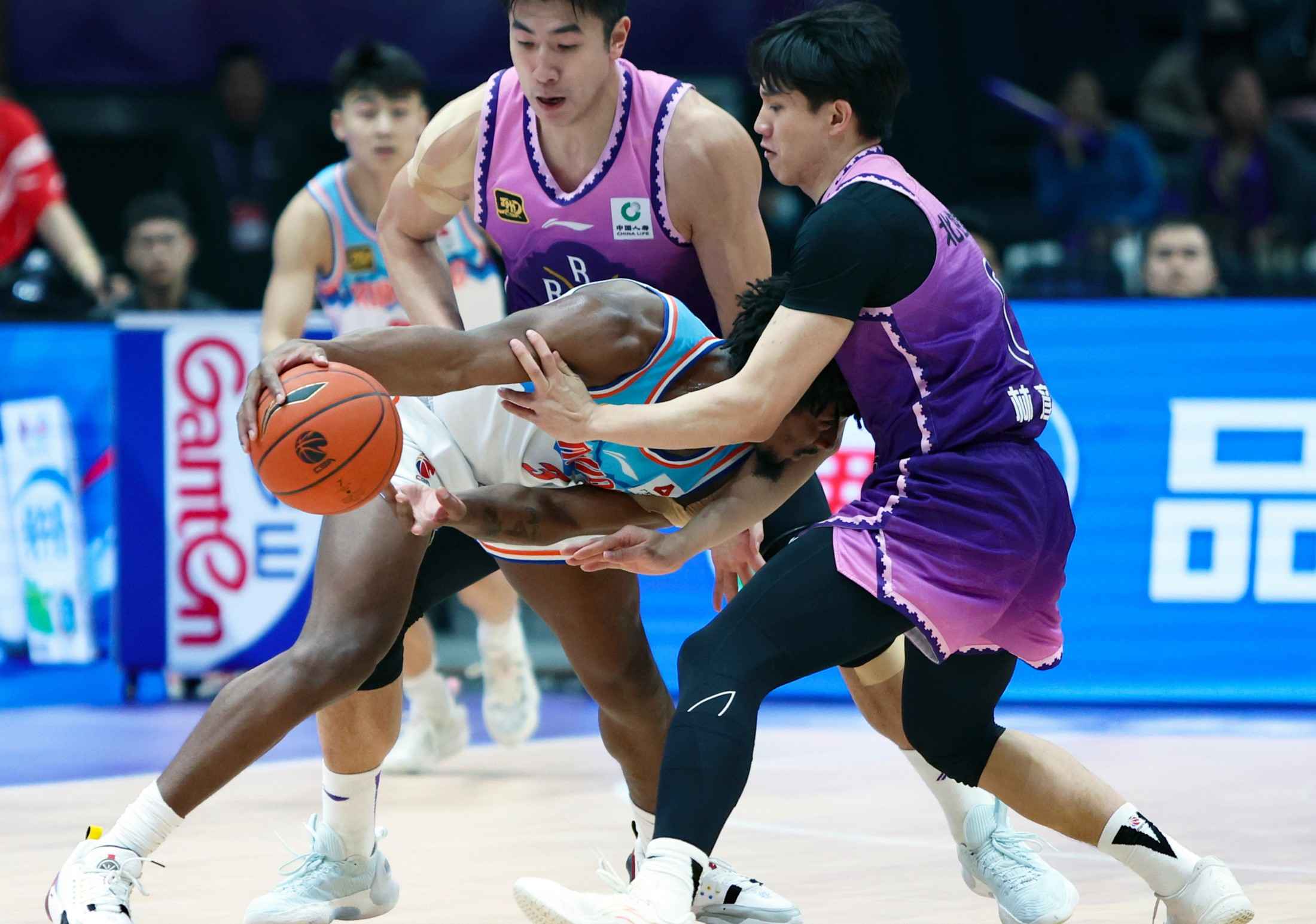 大胜令球队士气大增，全队备战未来比赛心气高昂