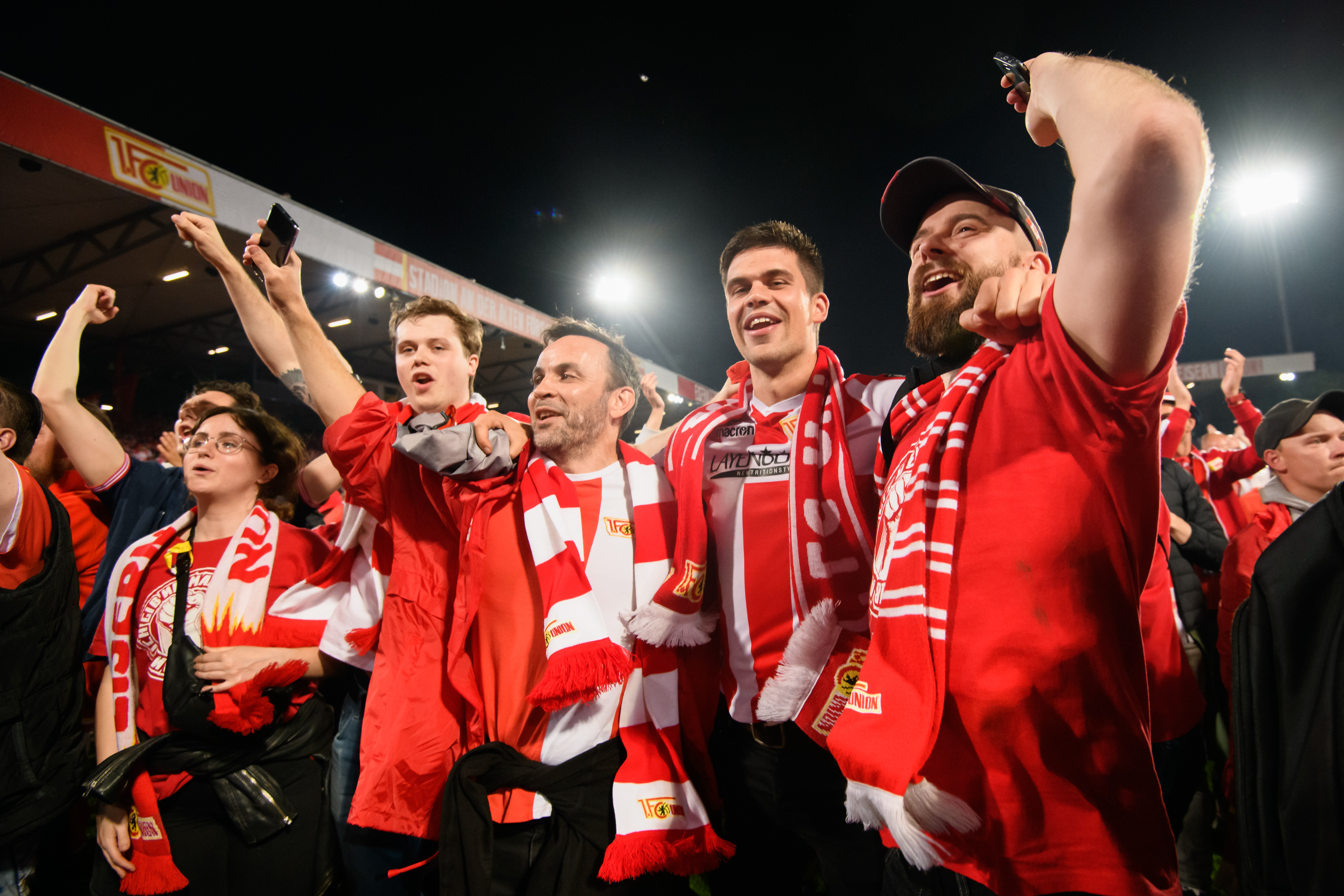 关于伯恩茅斯小胜对手，勇夺宝贵分的信息