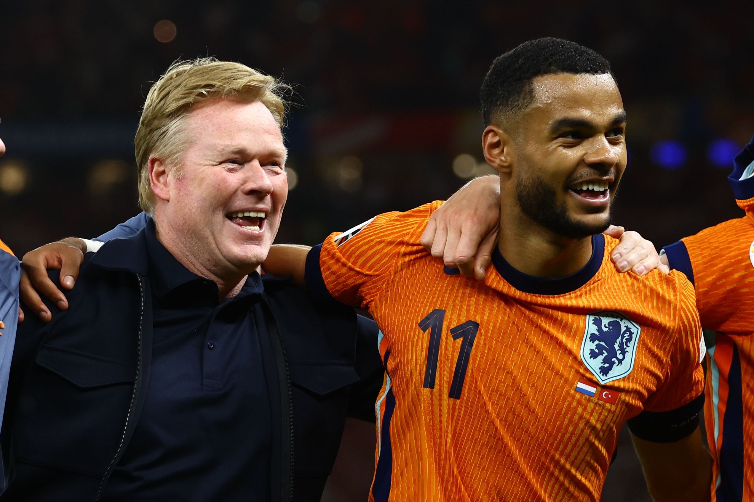 荷兰队力挫德国,小组领先优势明显 荷兰队力挫德国,小组领先优势明显