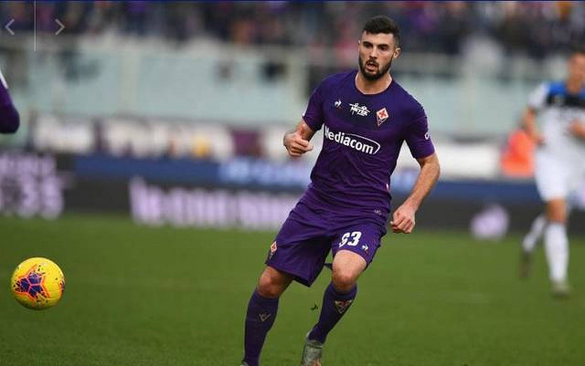 包含佛罗伦萨客场逼平桑普多利亚，保持连胜势头的词条