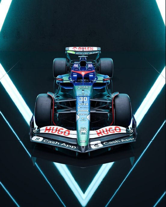 包含索伯车队横扫红牛车队，汉密尔顿高光表现的词条