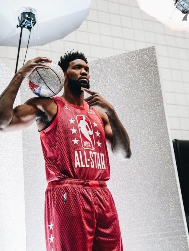 关于猛龙力克澳大利亚男篮，米尔萨普统治全场的信息