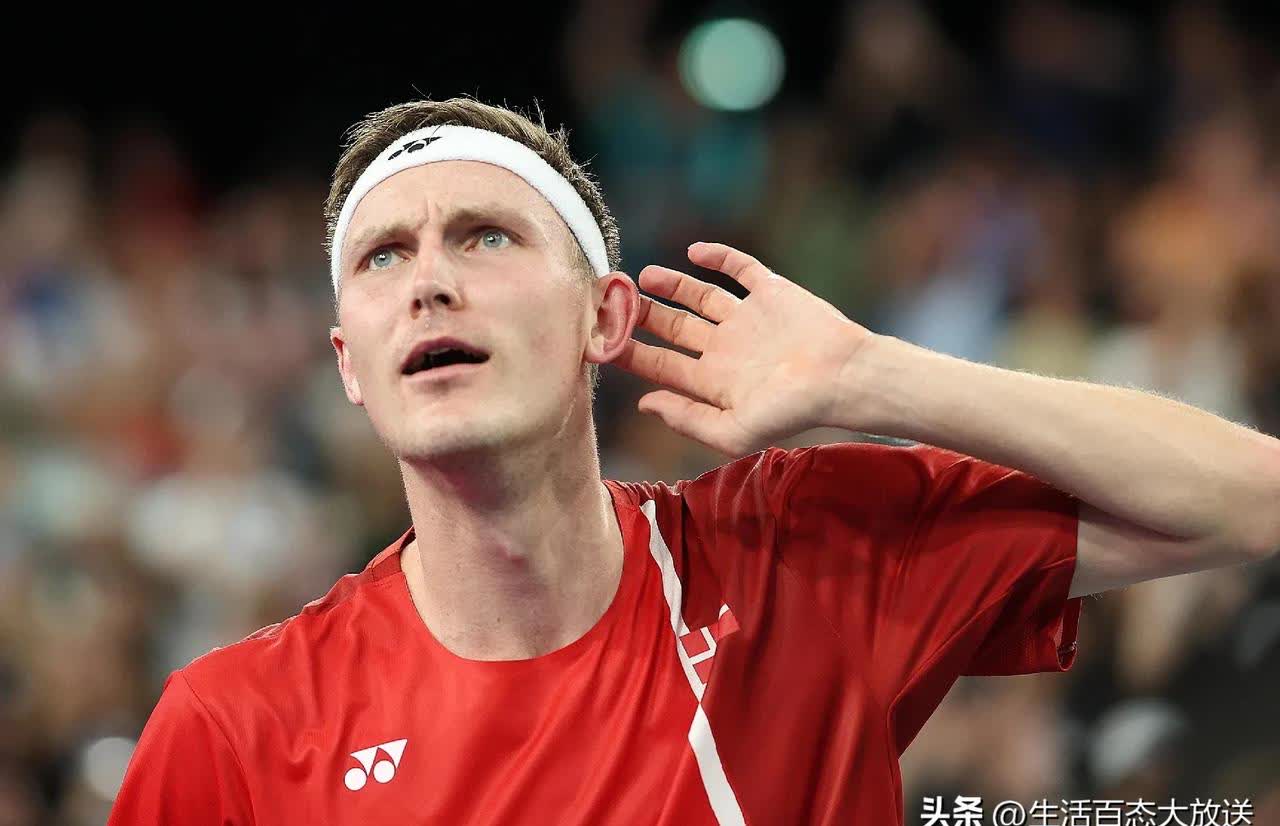 法国队完胜马来西亚队，安赛龙扛起全队