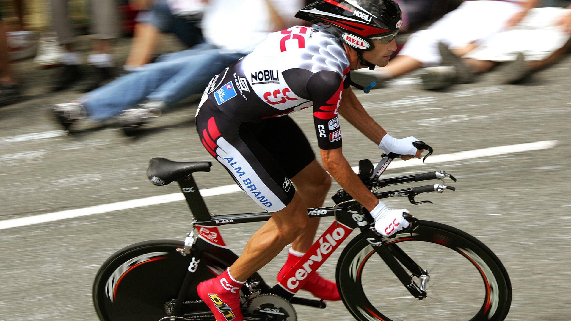 宿命对决与新生力量，湖人绝境破金，西亚卡姆率队书写新章