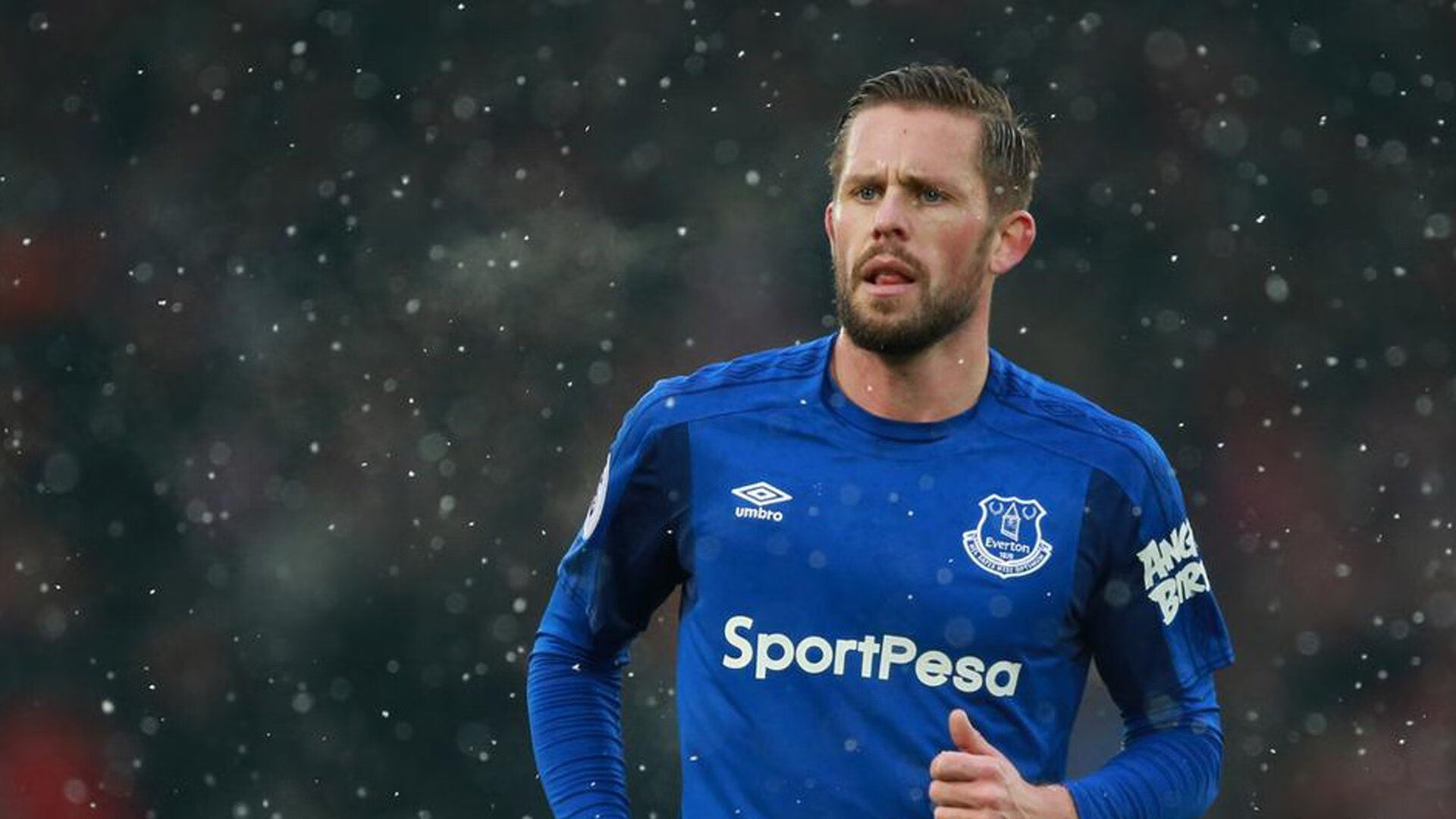 东决关键战之夜，阿拉巴贡献制胜表现