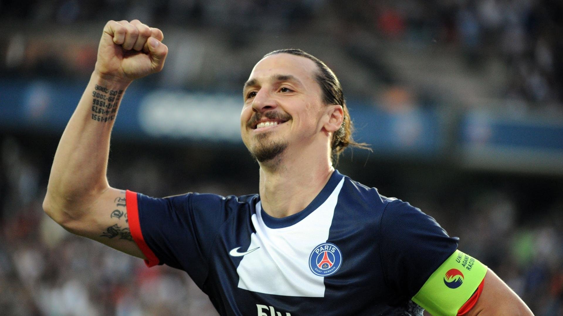 意甲焦点战之夜，苏亚雷斯防守端锁死对手，诠释现代前锋新定义